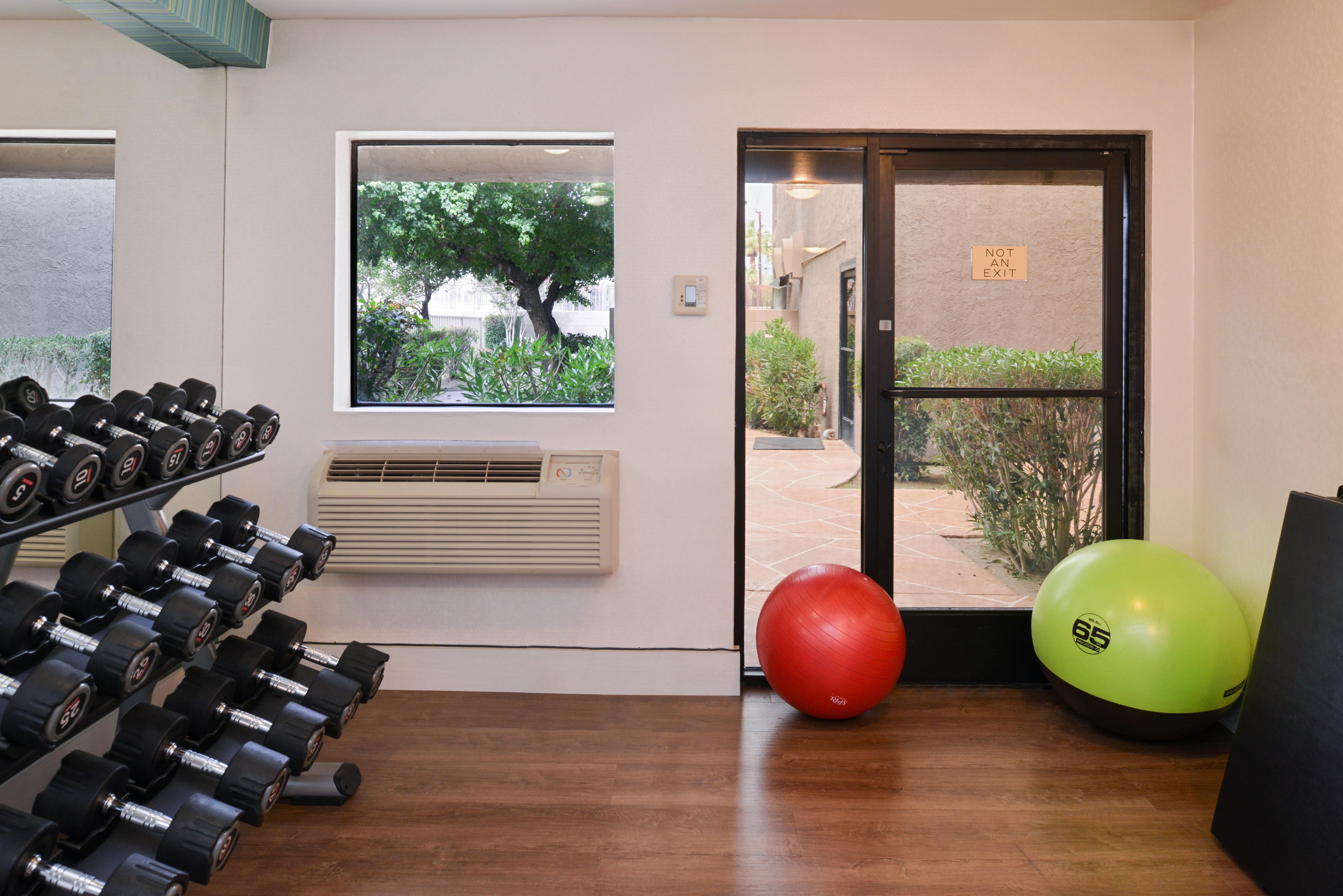 Holiday Inn Express Palm Desert By Ihg Dış mekan fotoğraf